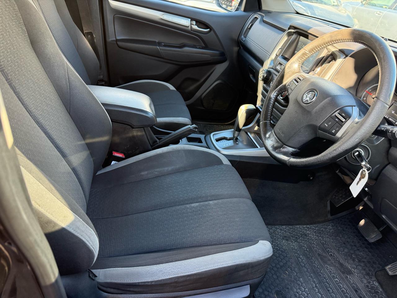 2faf8959-db18-4fc2-8d53-c8c0d9106504 - Image 4