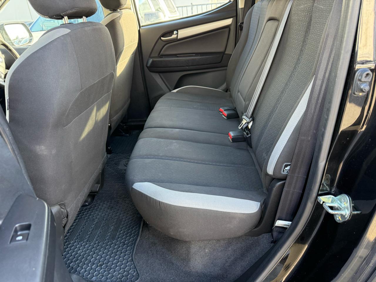 2faf8959-db18-4fc2-8d53-c8c0d9106504 - Image 6