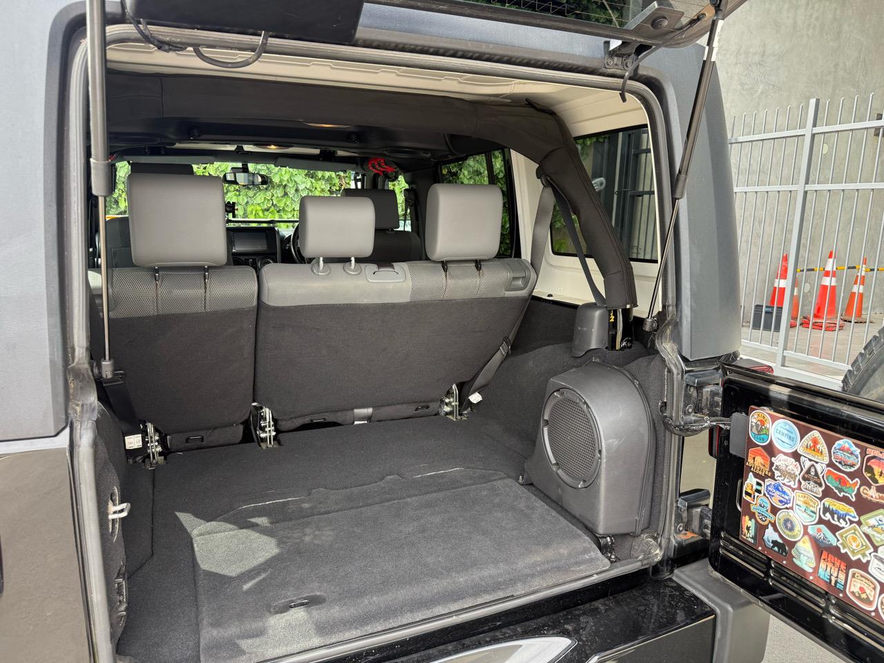 5b8edee1-3cb7-4a09-884d-1b141dd8bf61 - Image 13