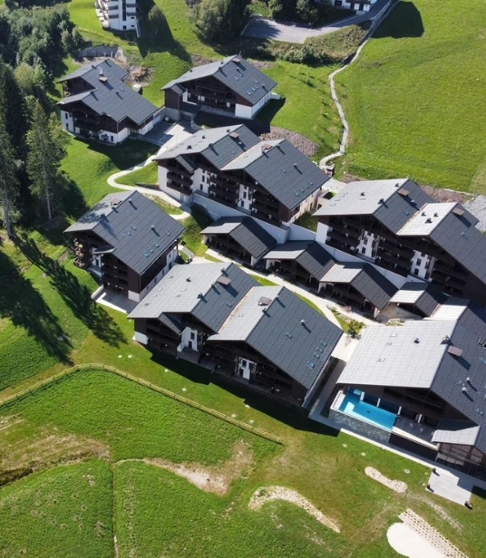 Chalet 4 étoiles Les Roches du Mont-Blanc à Combloux, dans les Alpes françaises.