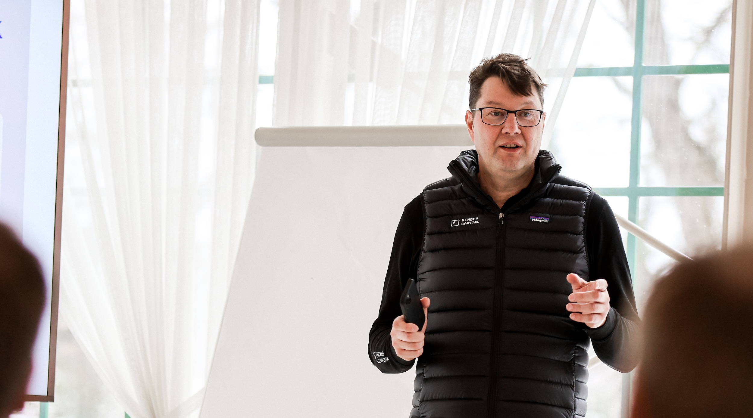 Sakari Pihlava presenting