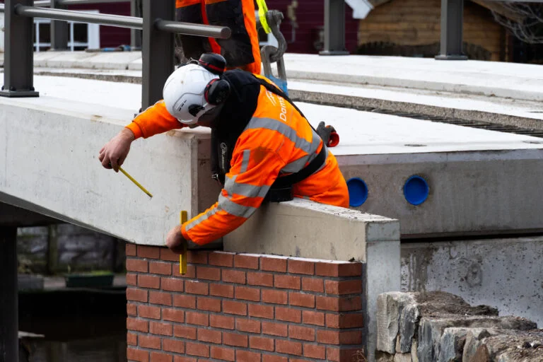 Damsteegt Waterwerken: Tot 4 dagen besparing met WKb-compliant digitale keuringen