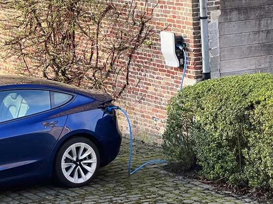 Extra aandacht voor brandveiligheid in parkings met elektrische voertuigen