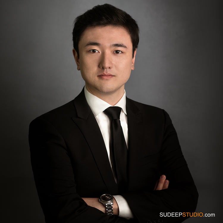 <subject>[headshot] image of customer (for a hr tech)</subject>