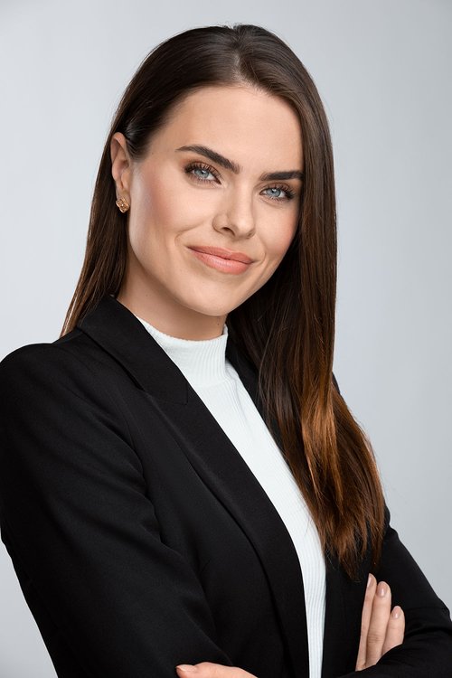 [headshot] image of customer (for an architect firm)