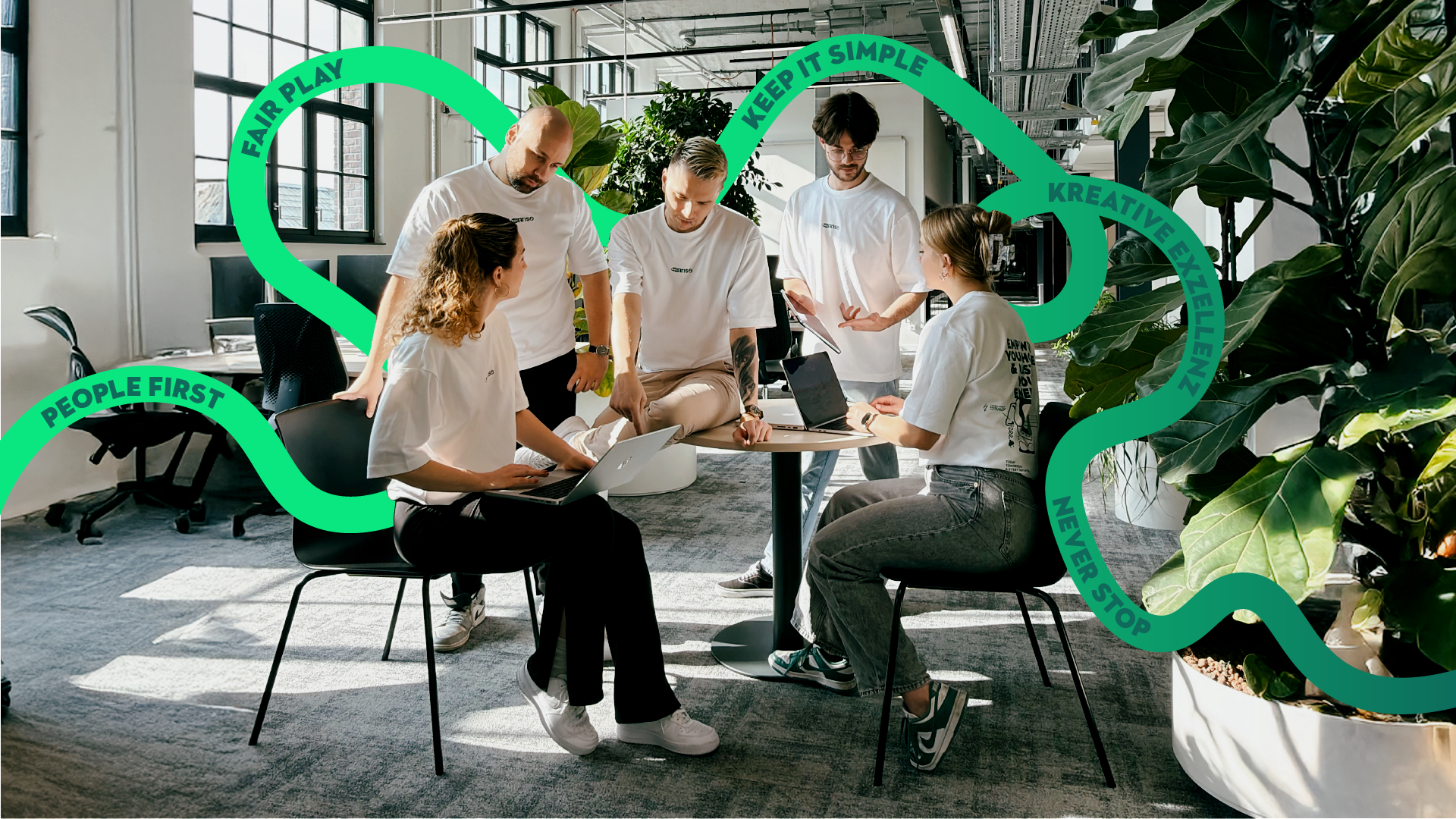 Das Team von Cynrise: Von hinten nach vorne Franziska Böhle, Dennis Sadecki, Fréderic-Ian Neuling, Franziska Böhle und Konrad Beukenberg