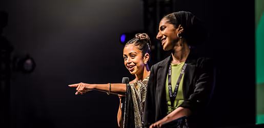 Discover our Community 8