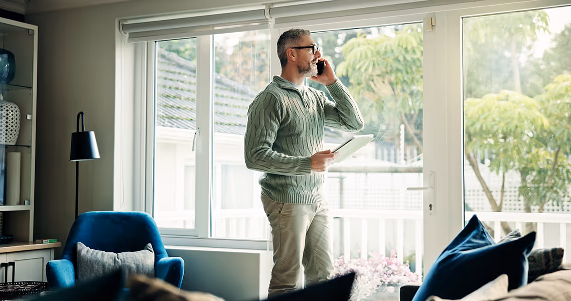 Customer on the phone to birdcall