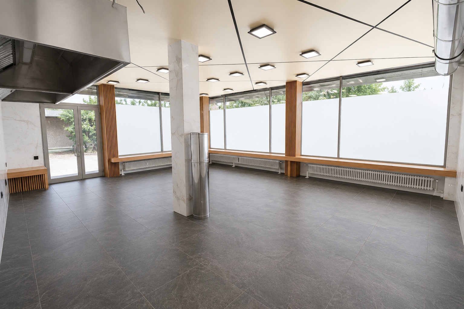 Attraktive Gewerbeeinheit mit Lagerflächen & TG-Stellplatz in München-Trudering