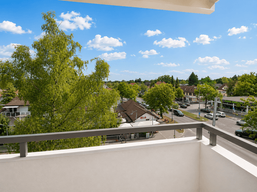 Renovierte 2-Zimmer-Wohnung mit großem Balkon & Aufzug in München-Trudering – sofort bezugsfrei
