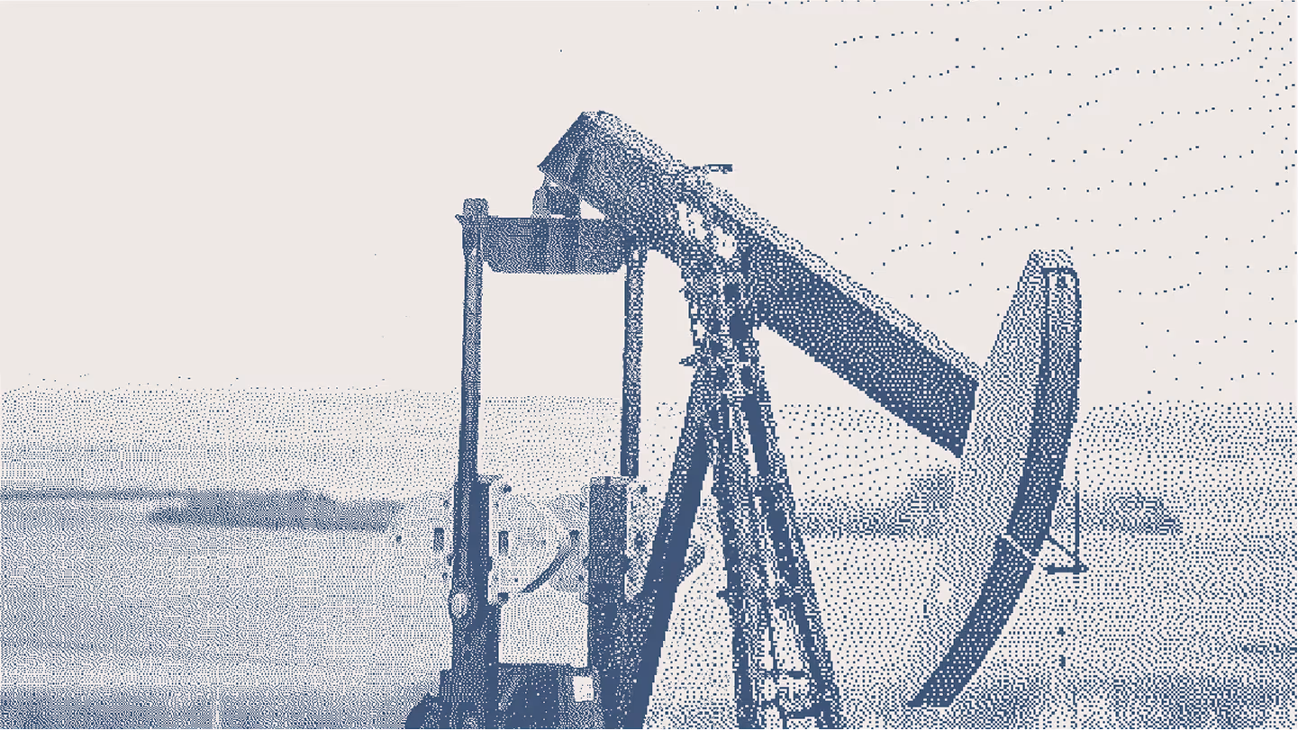 Oil pumpjack operating in a field, using RUX field service management software and industry technology