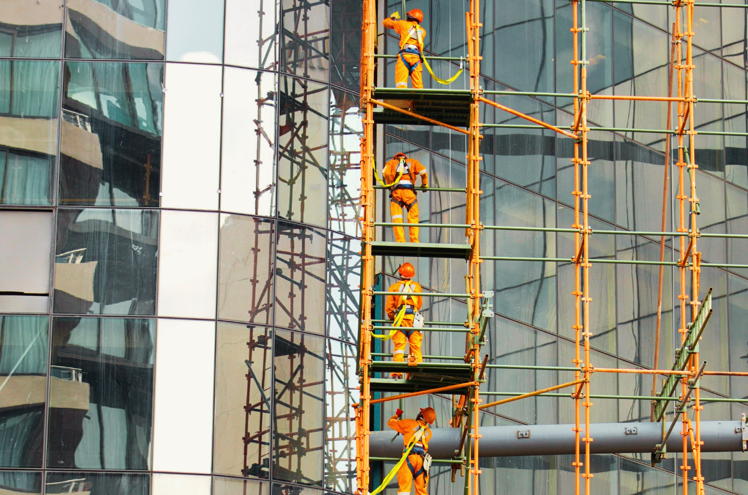 Business Central Native vs. Business Central with RUX Rentals: What Scaffolding Equipment Rental Companies Need to Know