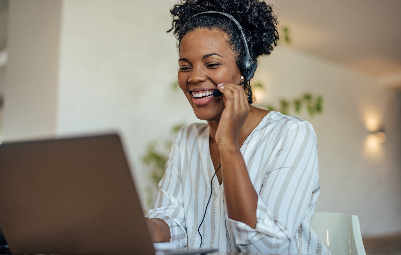 Meet the RUX Advanced CRM Sales Rep Agent: Built to Streamline Sales Tasks in Business Central