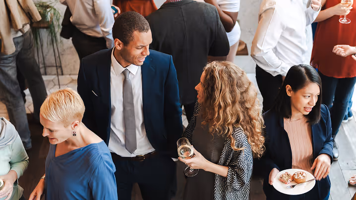  Connecting Businesses Globally