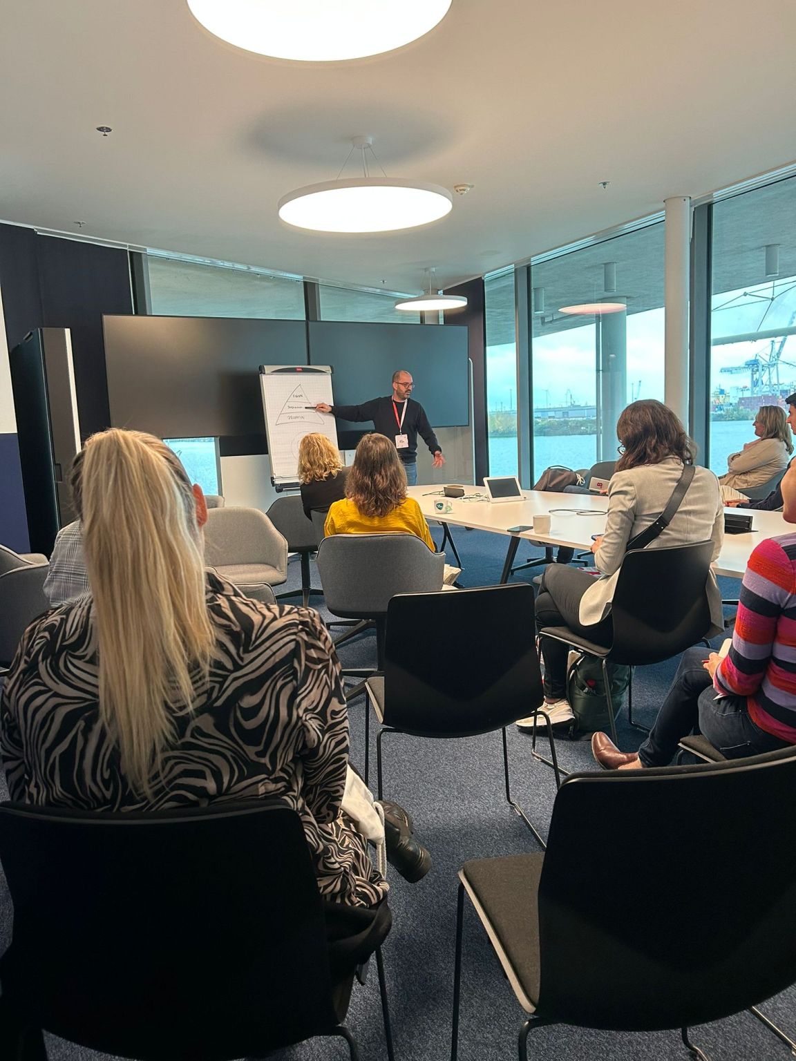 Hallo.Beta Hub Live: Session „Systemkrise“
