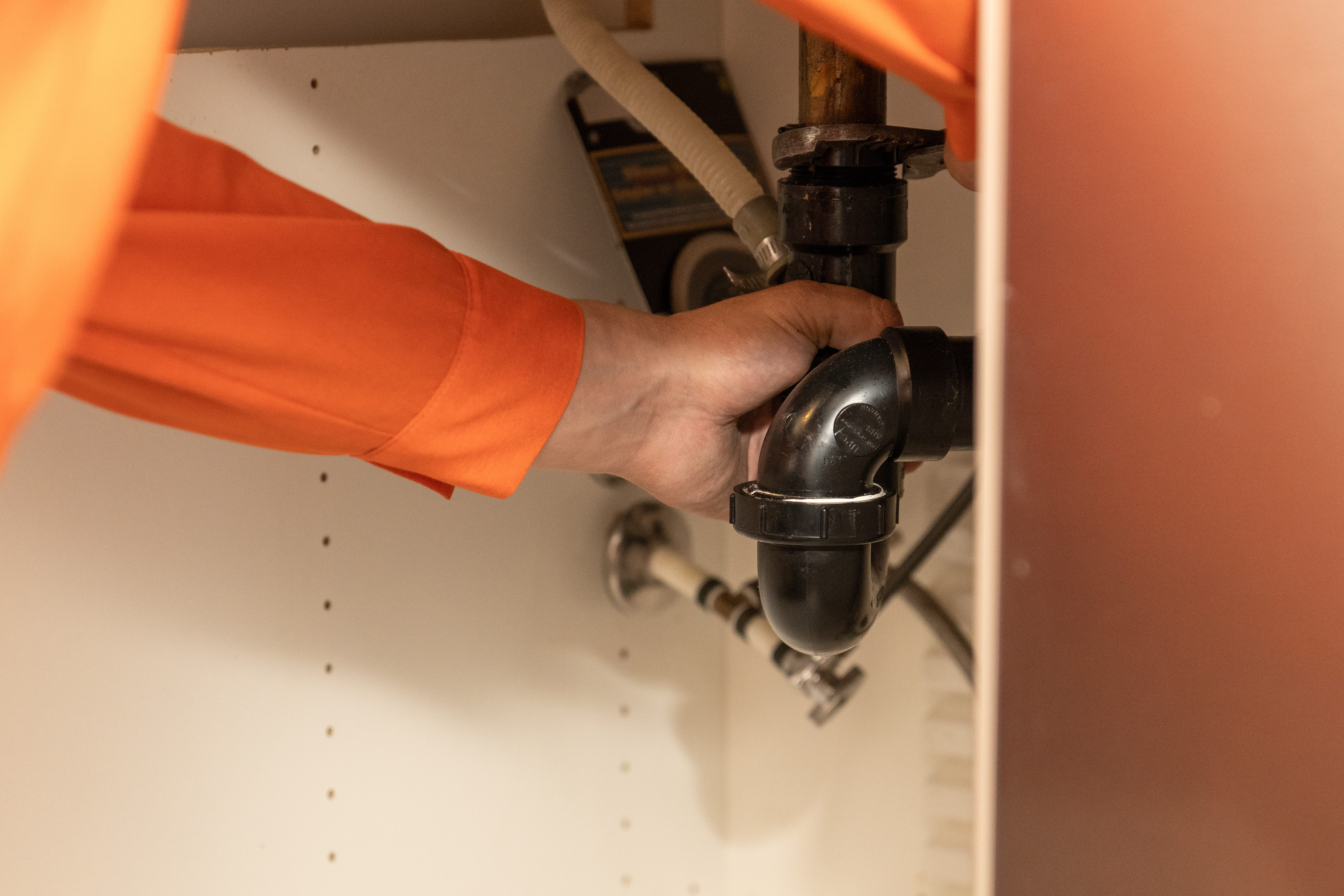 Clogged Drain Repair in Calgary: What’s Causing It & When to Call a Plumber
