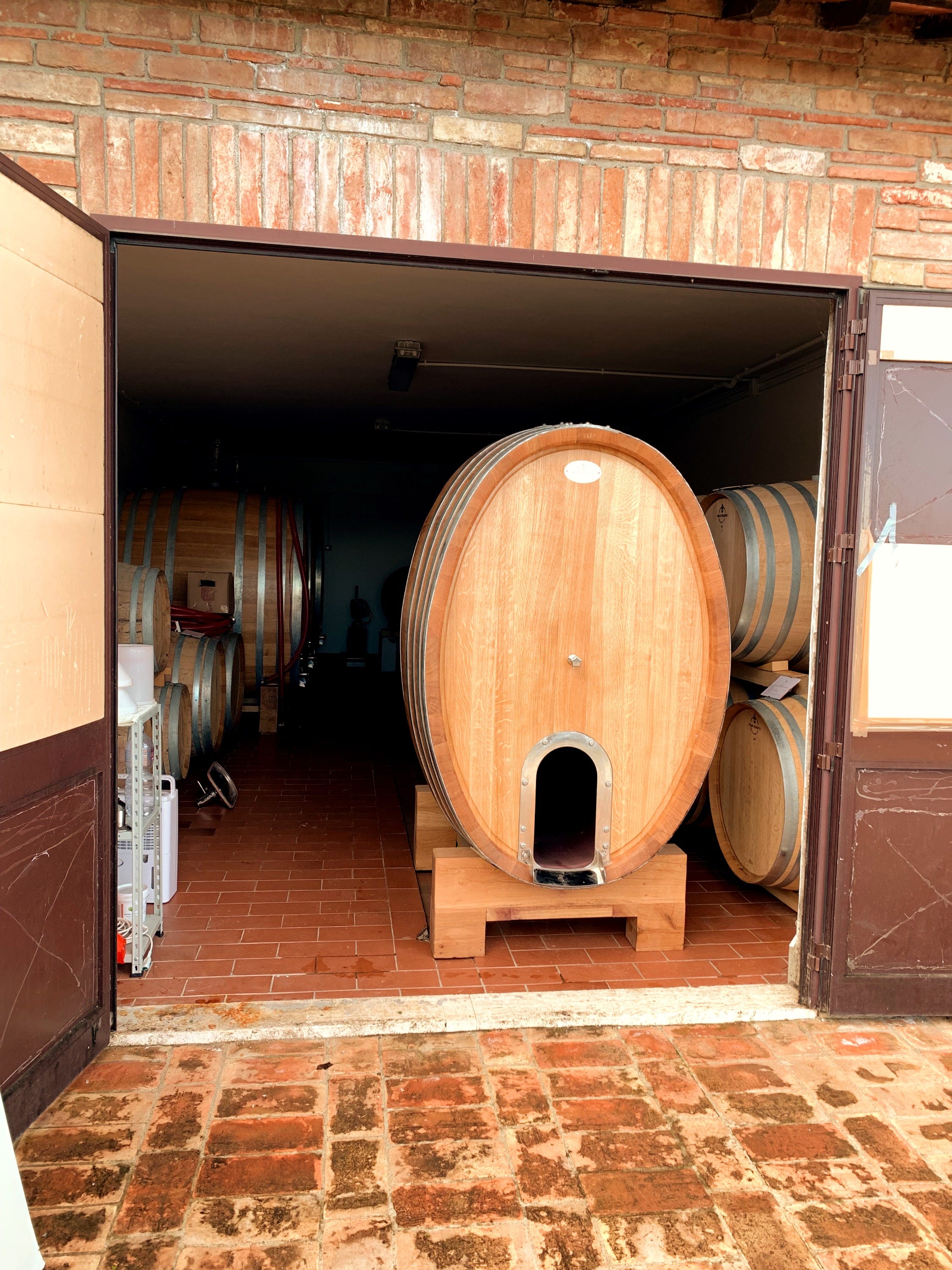 Tenuta Golo Winery with barrels and foudres