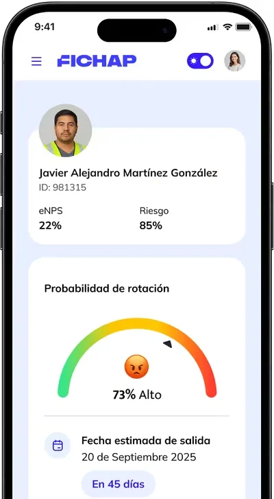 App Fichap en smartphone — interfaz del operario para control horario