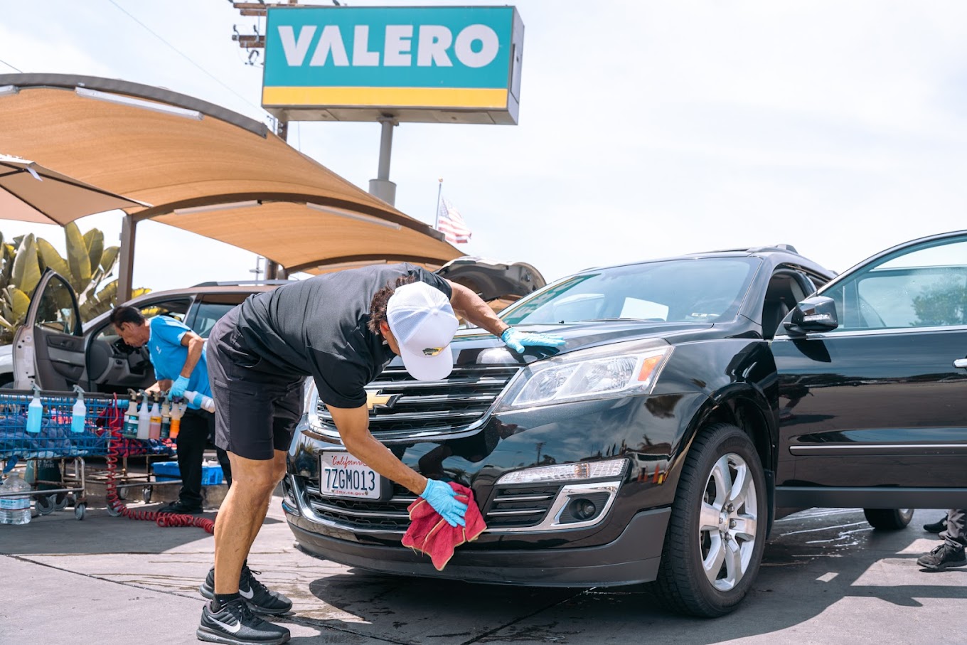 Looking for a Car Wash Near Solana Beach, CA? Cardiff Car Wash Has You Covered