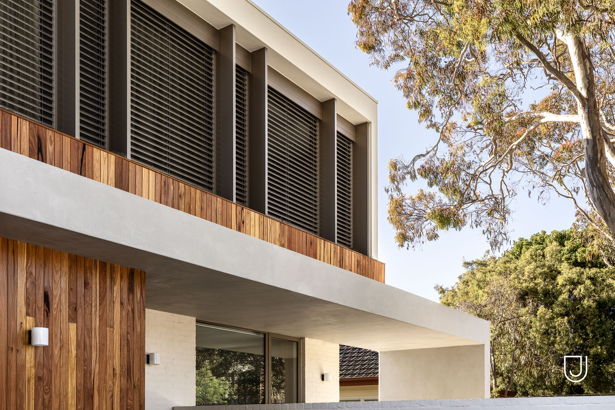 Haydens Custom architecturally designed custom home in Beaumaris link to further details and photos