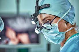 What to consider before selecting a hernia surgeon?