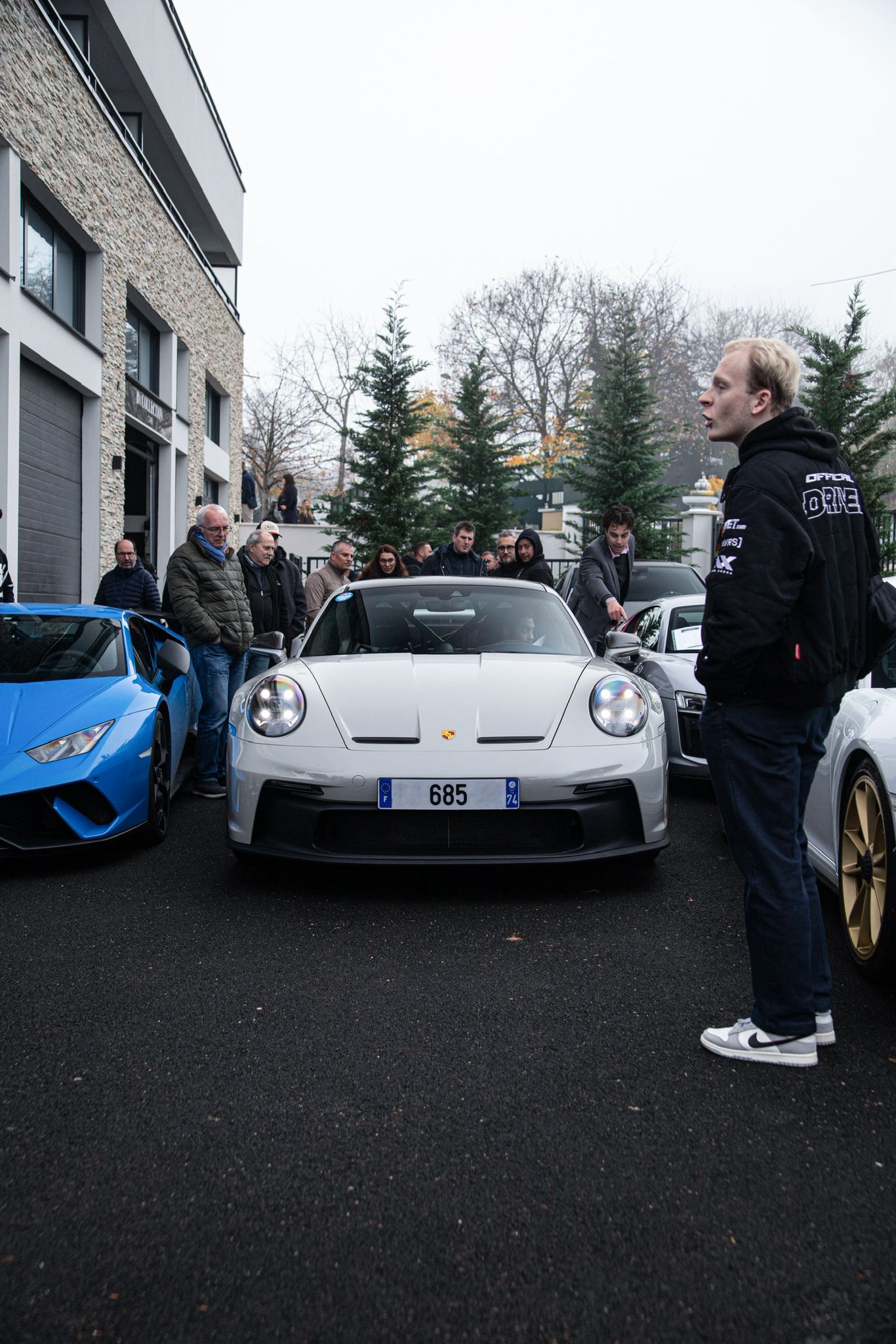 Cars & Coffee – By Collection Cars