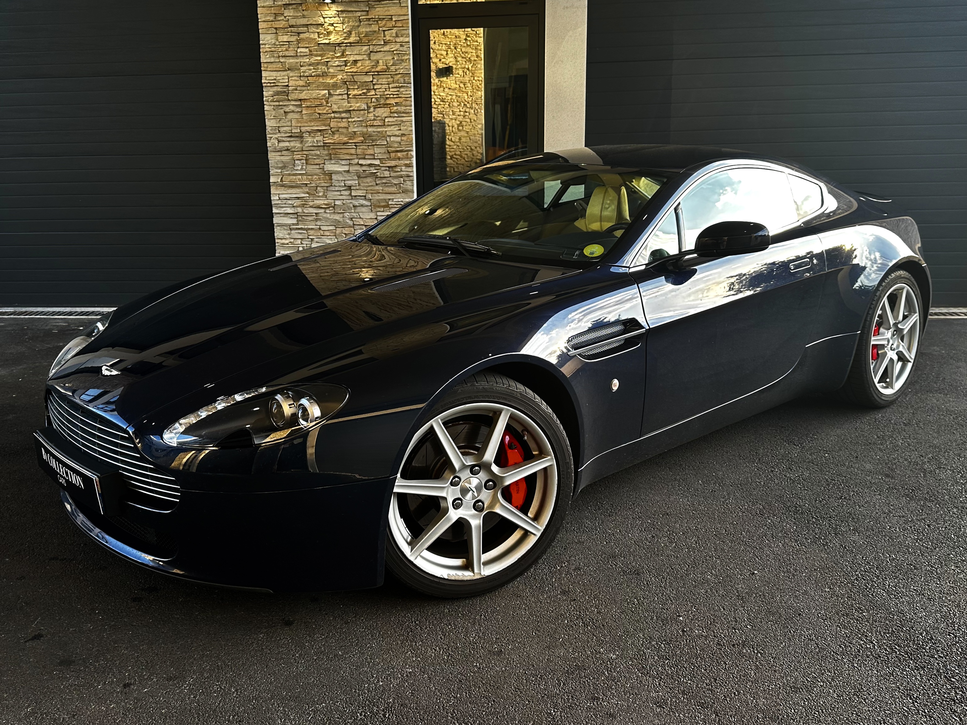 ASTON MARTIN V8 VANTAGE 4.3