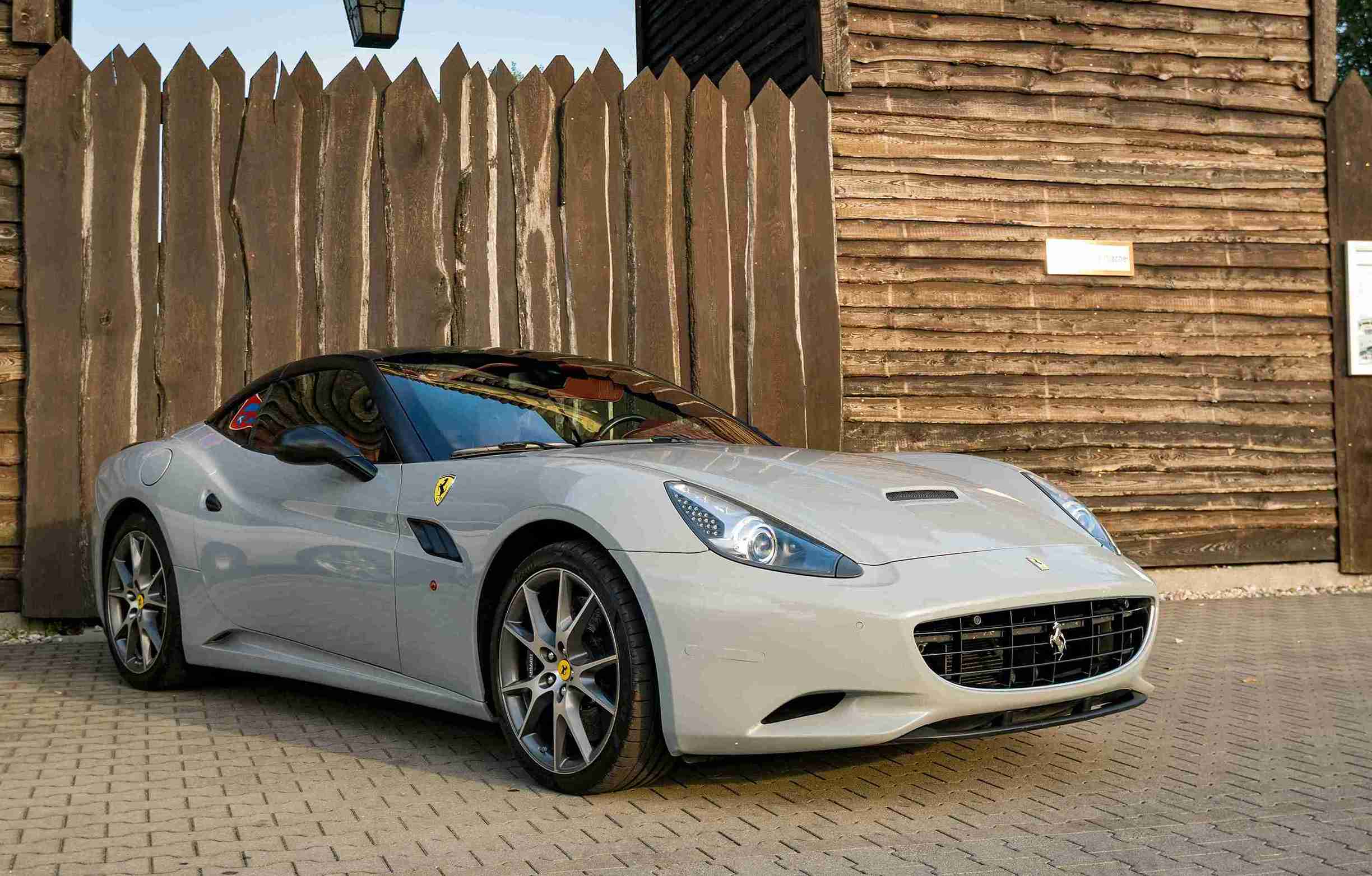 Ferrari California