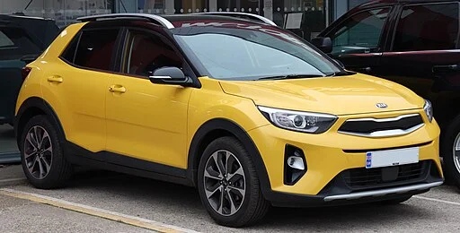 Een compacte Kia Stonic crossover gereed voor verkoop bij AutoInkoopSpecialist.nl