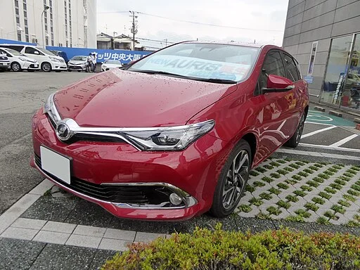 Toyota Auris zilveren hatchback klaar voor verkoop aan AutoInkoopSpecialist