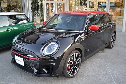 Een nette Mini Clubman klaar voor verkoop via AutoInkoopSpecialist.nl