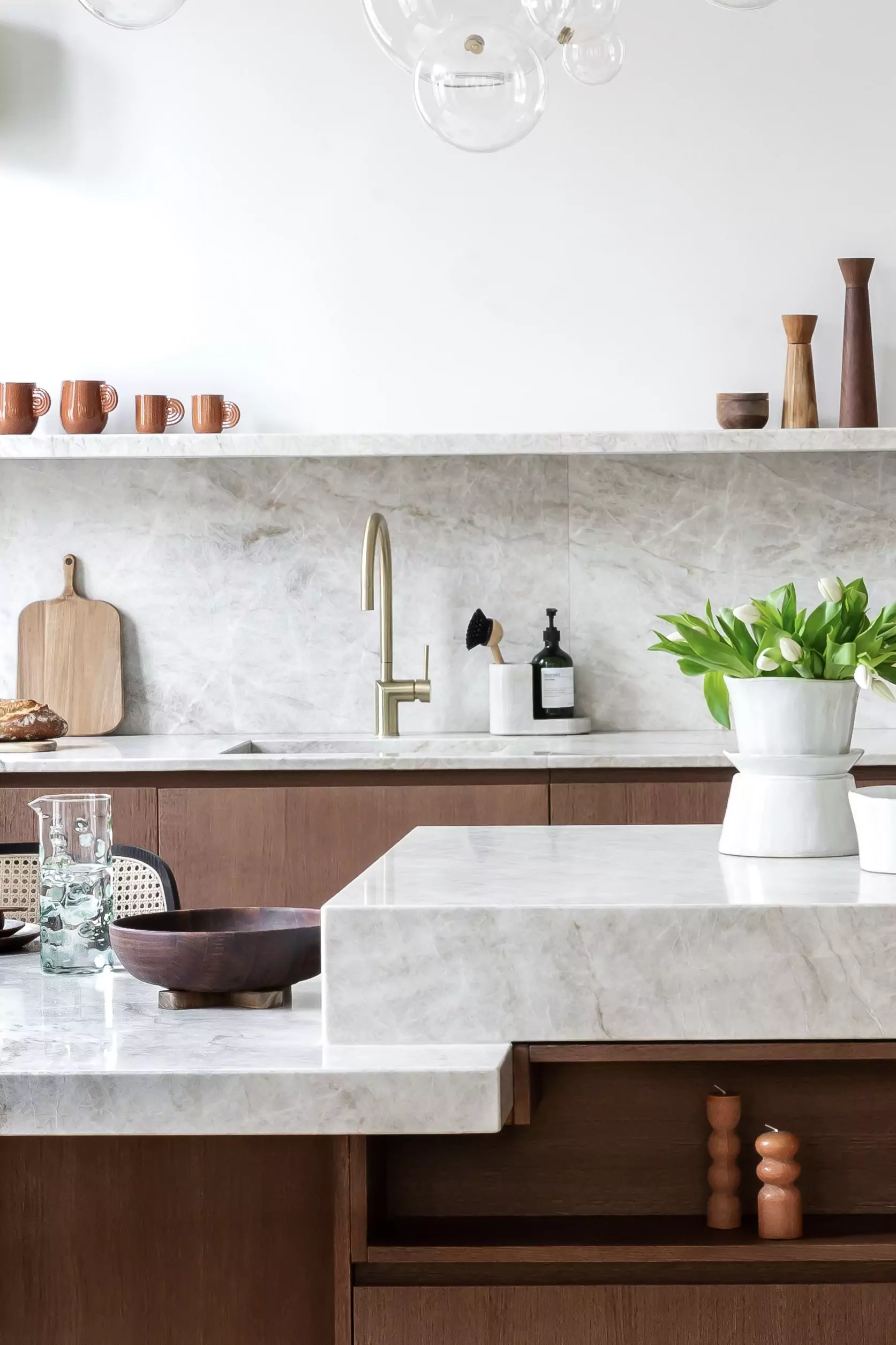 Aménagement intérieur – Cuisine moderne avec plan de travail bois – Projet Malesherbes CTEG