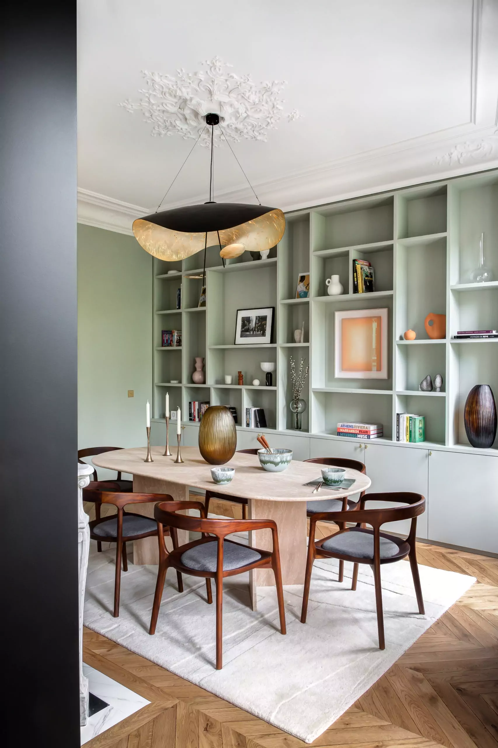 Aménagement intérieur – Salle à manger élégante avec mobilier bois – Projet Malesherbes CTEG