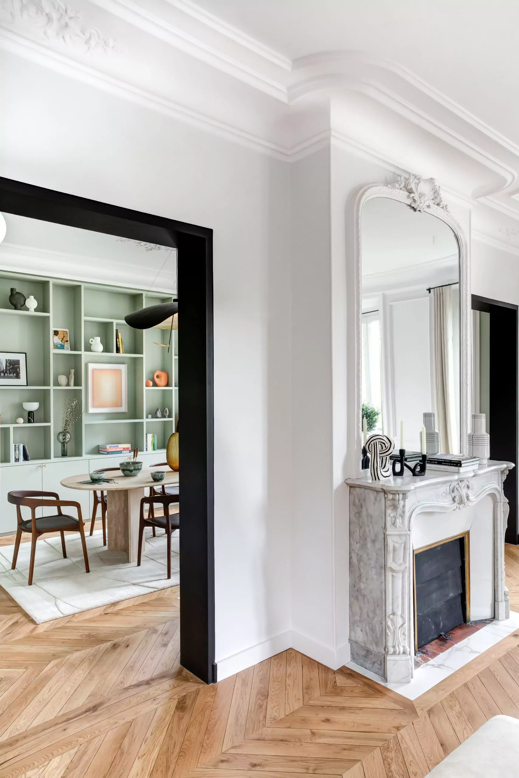 Aménagement intérieur – Salon moderne avec verrière noire – Projet Malesherbes CTEG