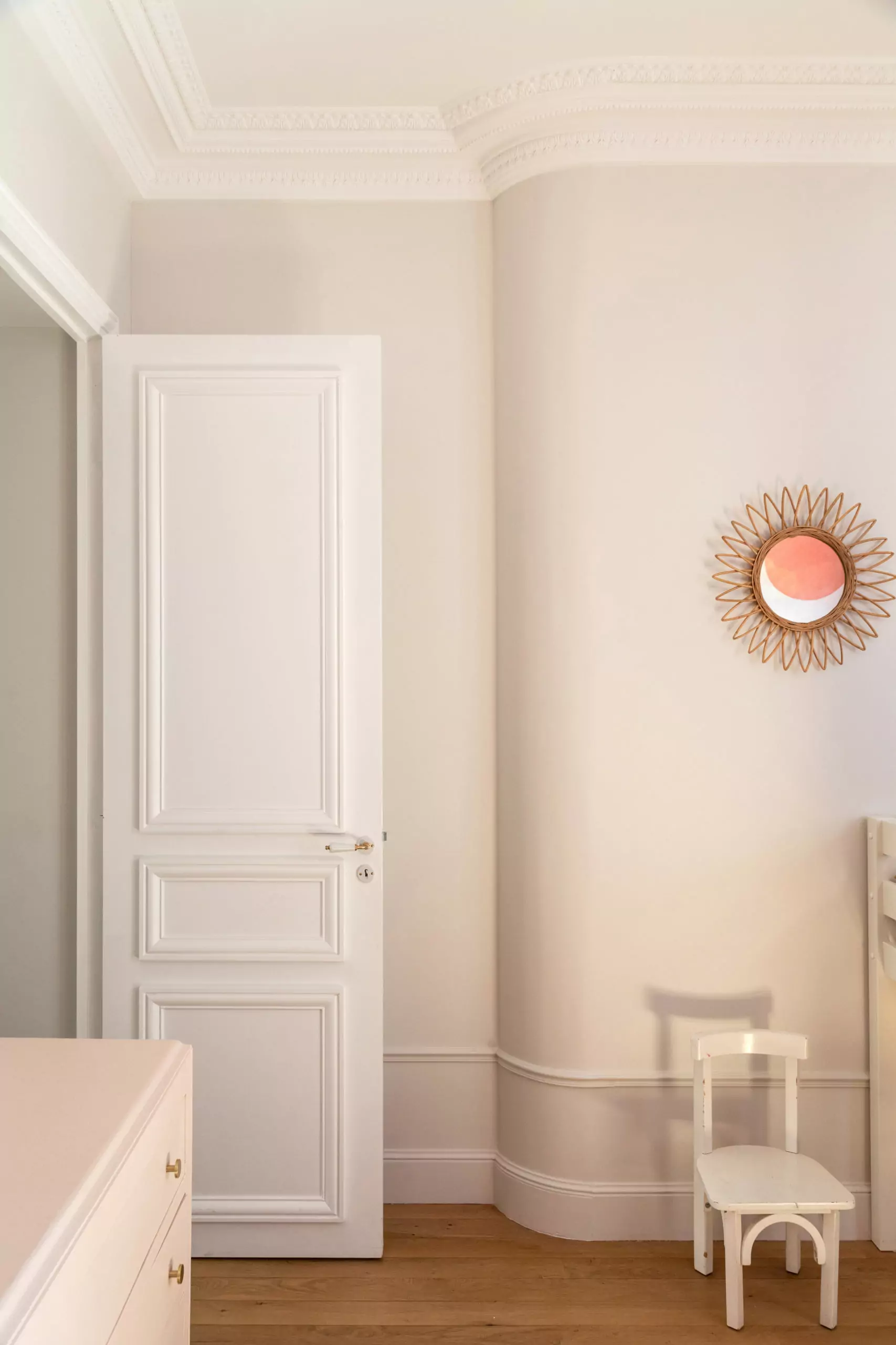 Aménagement intérieur – Chambre lumineuse avec armoire intégrée – Projet Turgot CTEG