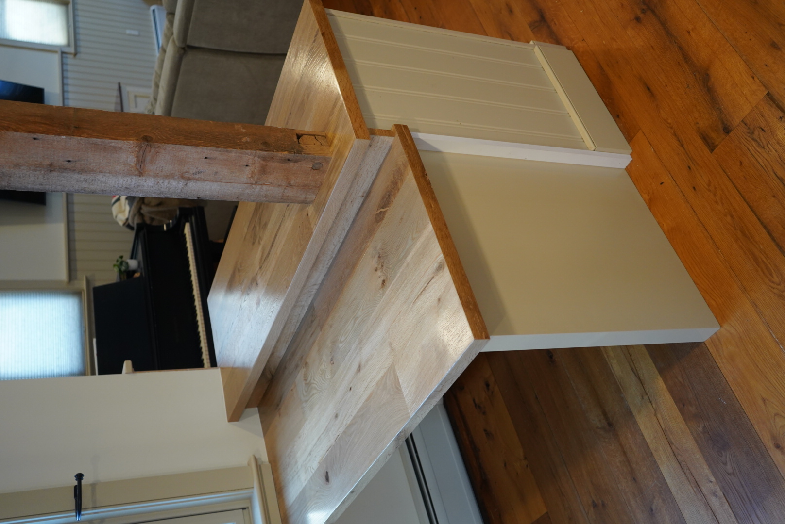 Project detail: Unique step-down counter and beam in mudroom.