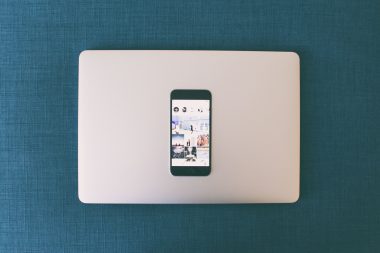 Using Instagram to Create and Publish Augmented Reality Effects