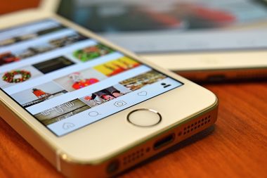 How to “Regram” Content on Instagram