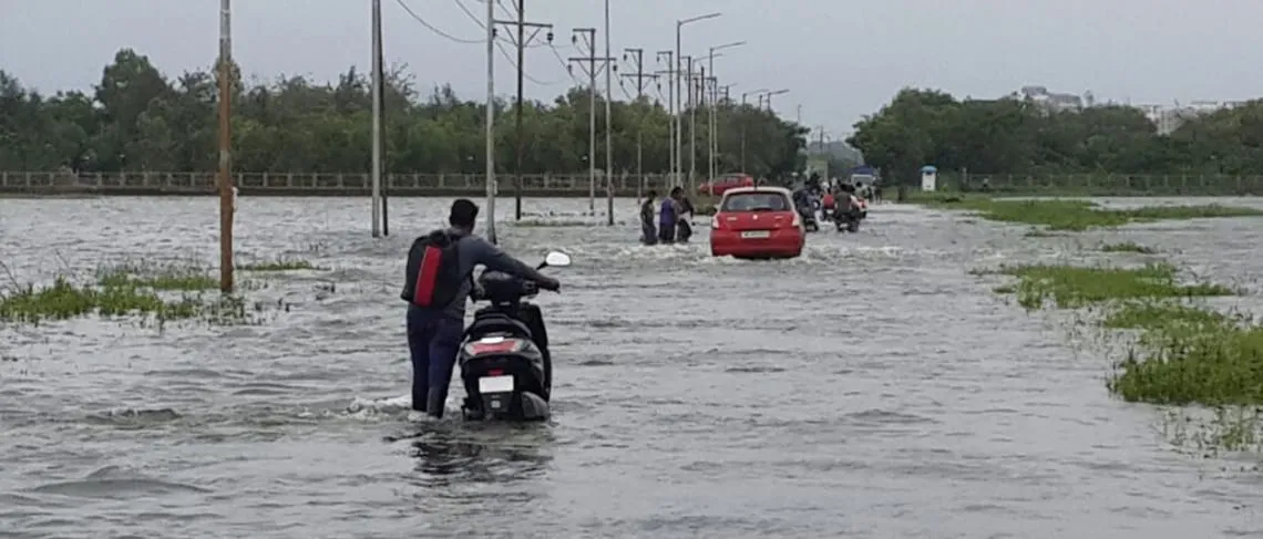 Heavy Rain Doesn't Stop the GLS in Mumbai, India