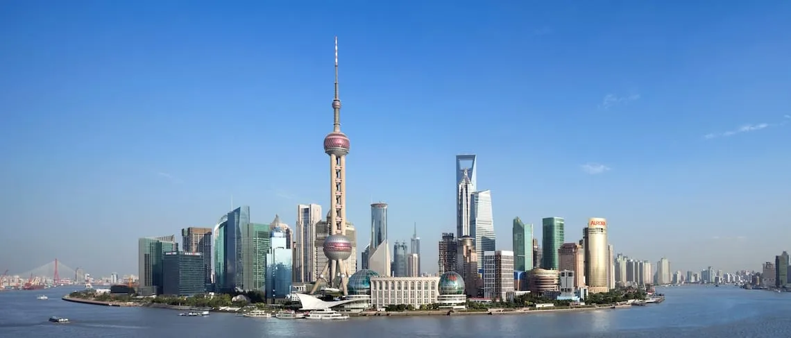 A Volunteer Leads a Chinese Businesswoman to Jesus