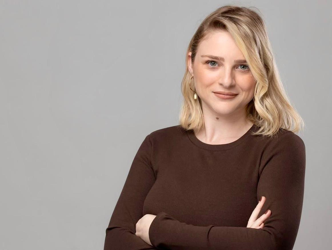 אנשי השיווק בנדל״ן 2025 - אנה פוגל, סמנכ"לית שיווק ומכירות קבוצת רם אדרת