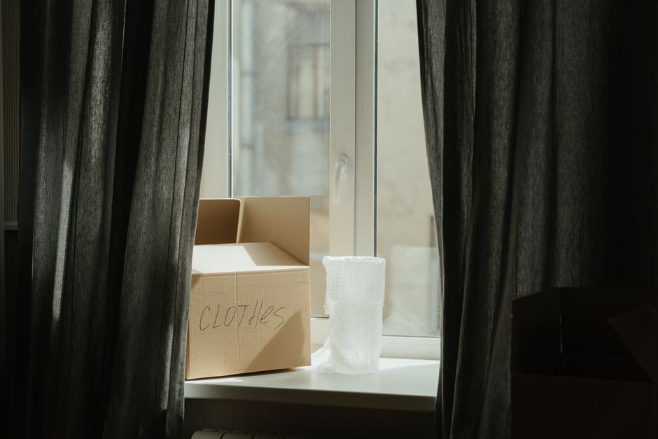 How to Pack a Laundry Room for Moving Without the Mess and Confusion