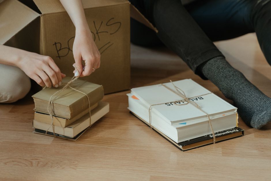 How to Pack a Home Library for Moving Without Losing a Single Volume
