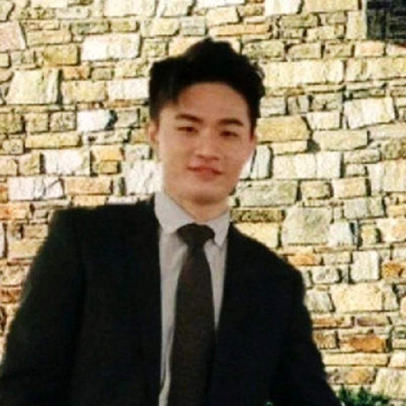 Alexander Au