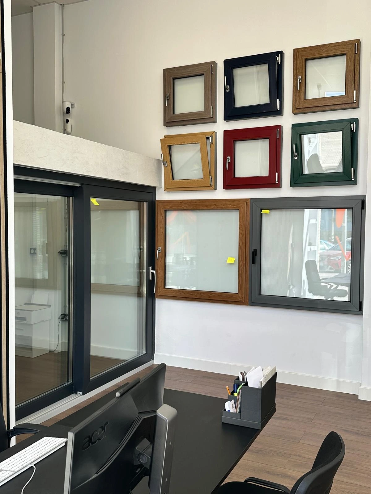 Hola ventana Alicante showroom