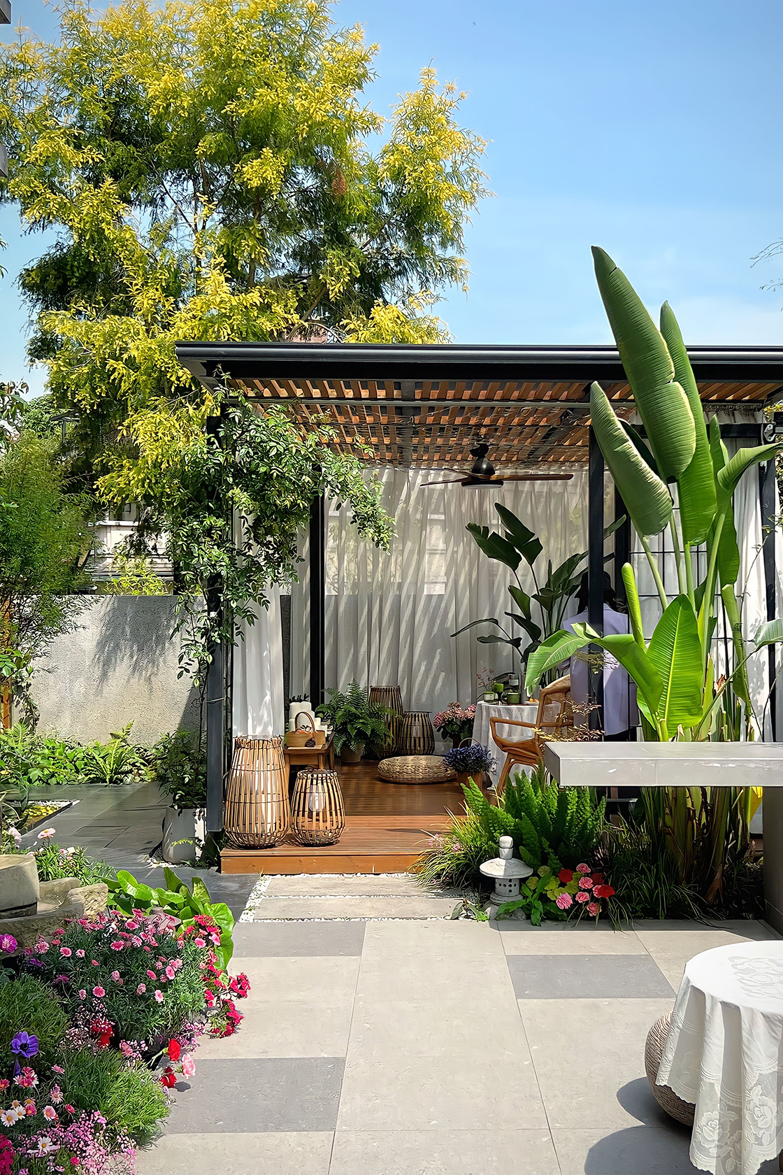 green and beautiful garden