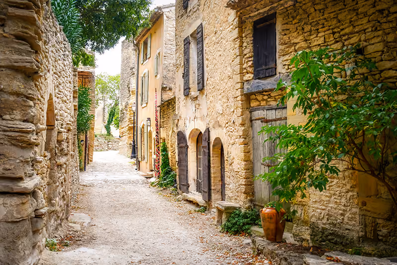 La campagne en contrebas de Gordes