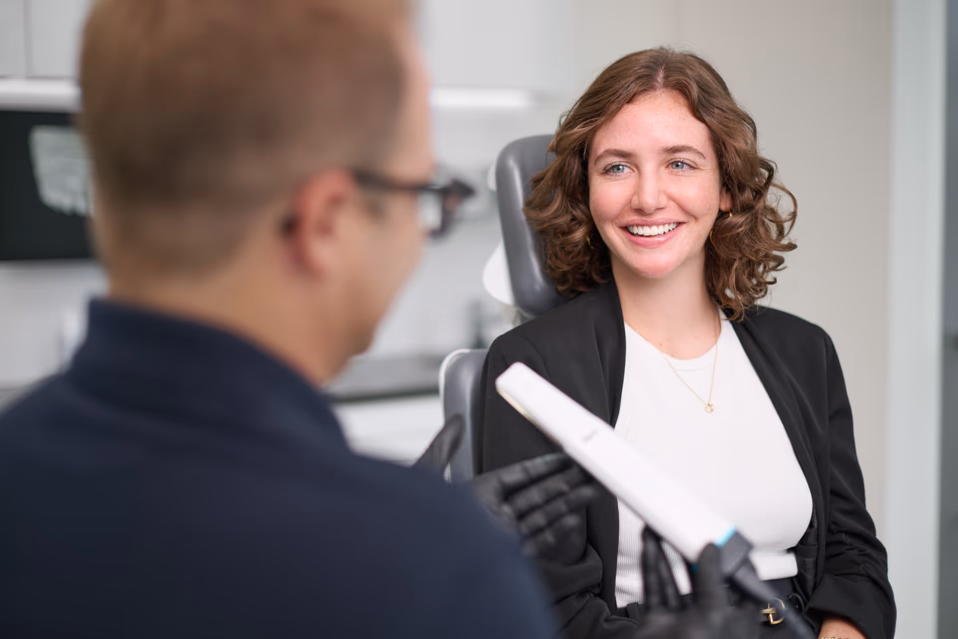 Diagnostik bei Erstuntersuchung beim Zahnarzt Freiburg