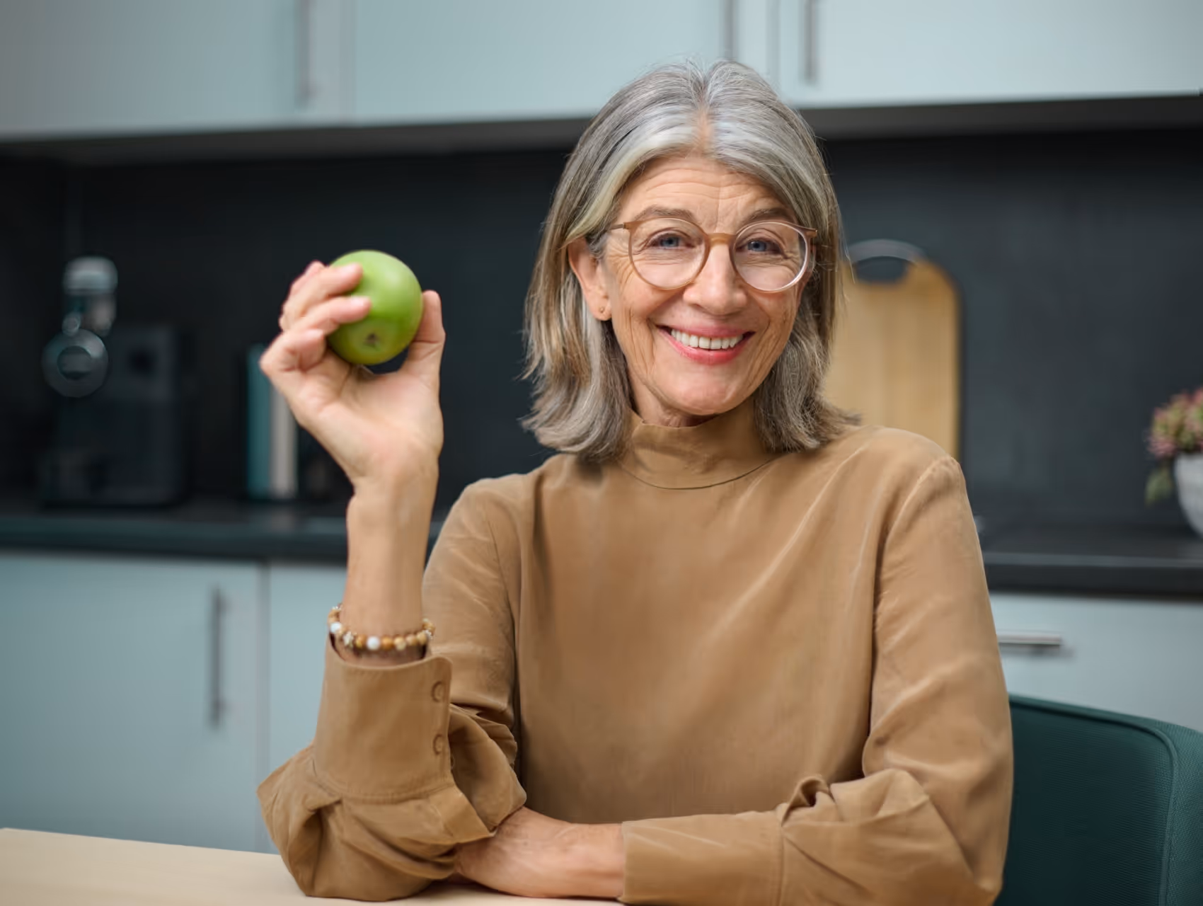 Zahnersatz und Zahnimplantate bei dentprevent