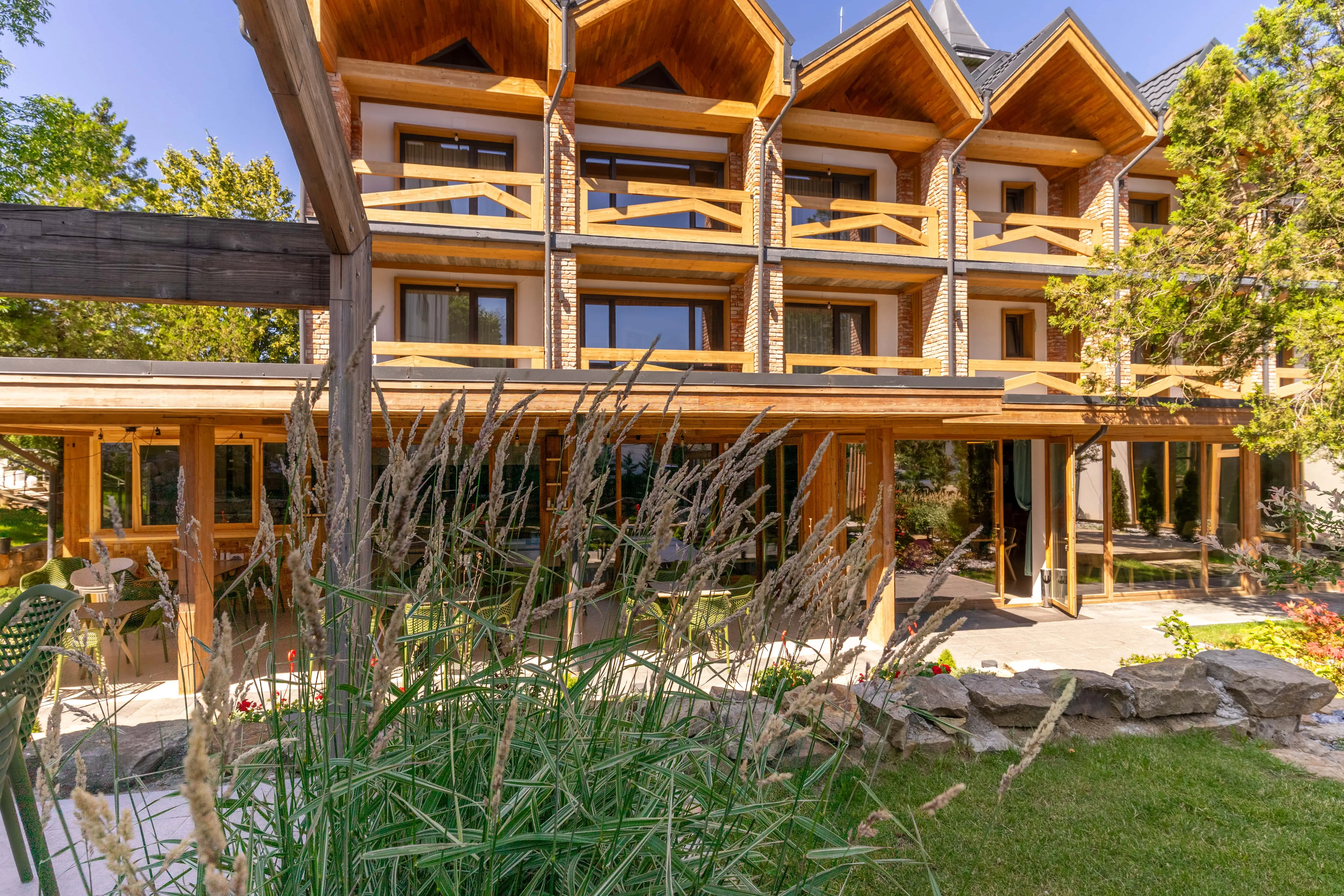 curte hotel forest green